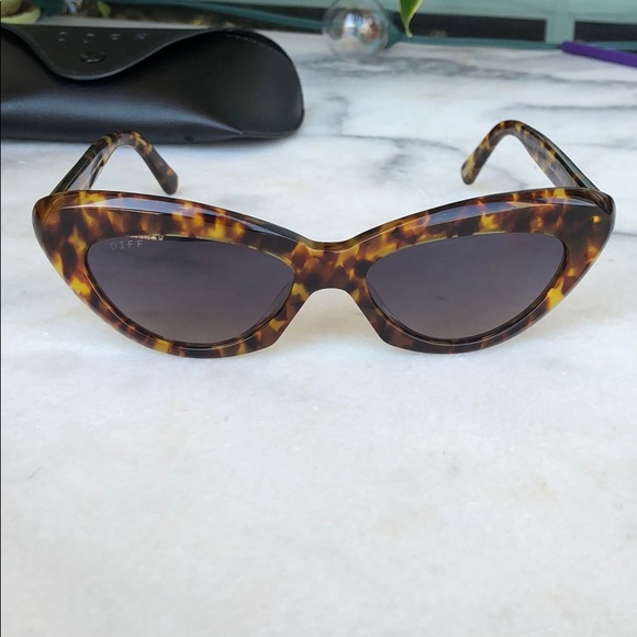 Diff Eyewear Accessories - DIFF “Cleo” sunglasses